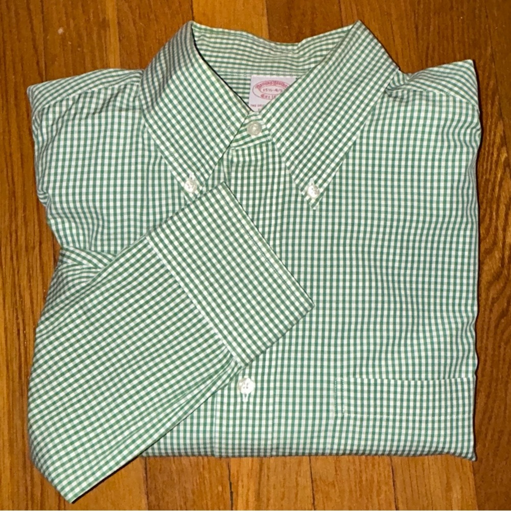 EUC Brooks Brothers Traditional Fit Shirt - Sz 15 1/2